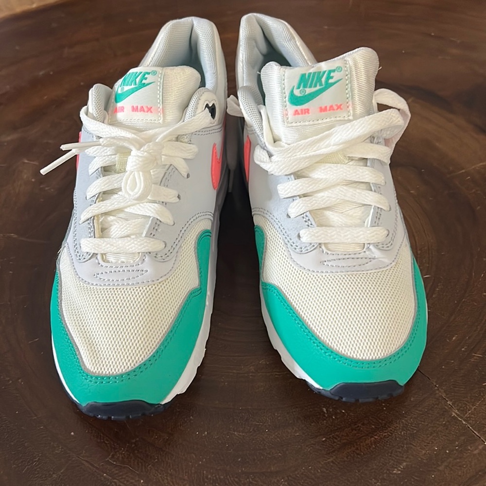Nike Air Max 1 color: Watermelon.